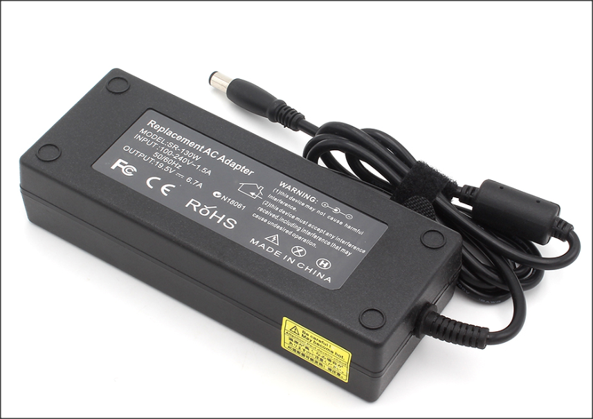 *Cargador Compatible Dell 19.5V 6.7A Punta Negra 7.4*5.0 All in One 130W EKO